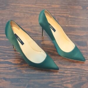 Classic Green Satin Pointed Toe Pumps